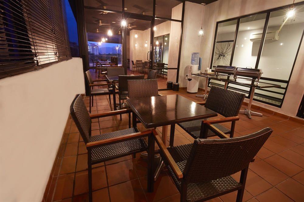 Zen Rooms Sakura Boutique Hotel Kuala Lumpur Exterior foto